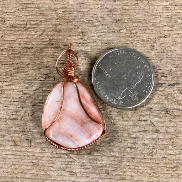 Sunstone Agate Wire Wrapped Necklace Pendant - Picture 3 of 4
